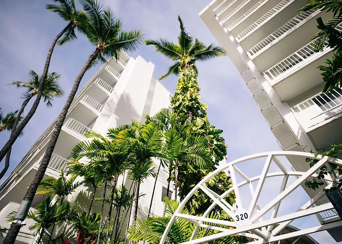 Oasis Hotel Waikiki